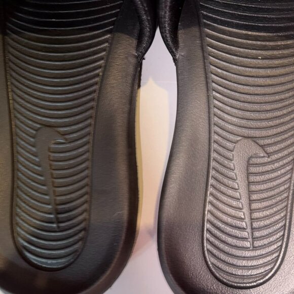 SIZE 8/9 Women's Black Nike Victori One Slide Sandals - NEW withoout box - Picture 5 of 13